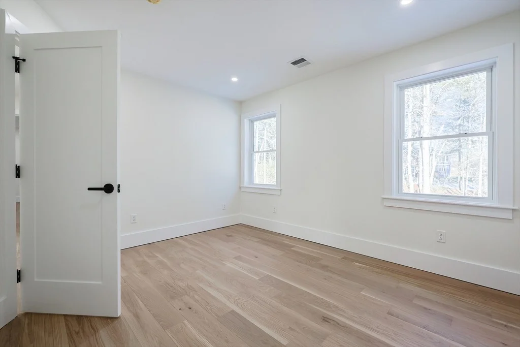 Photo of 5 Danforth Drive