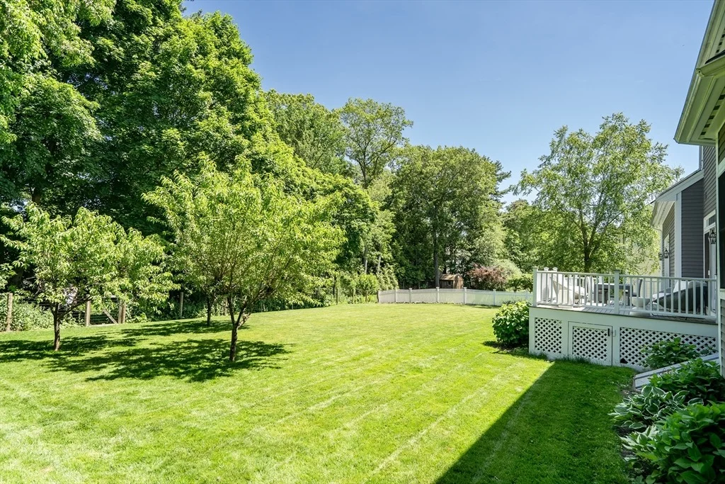 Photo of 4 Carter Dr