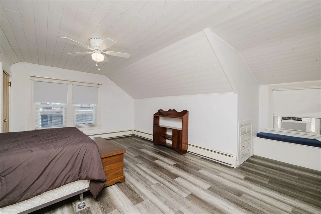 Photo of 65 Bigelow