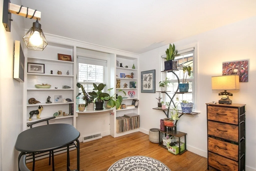 Photo of 41 Irving Rd