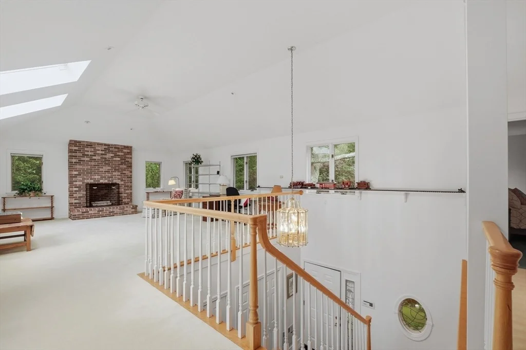 Photo of 34 Shirley Point Rd