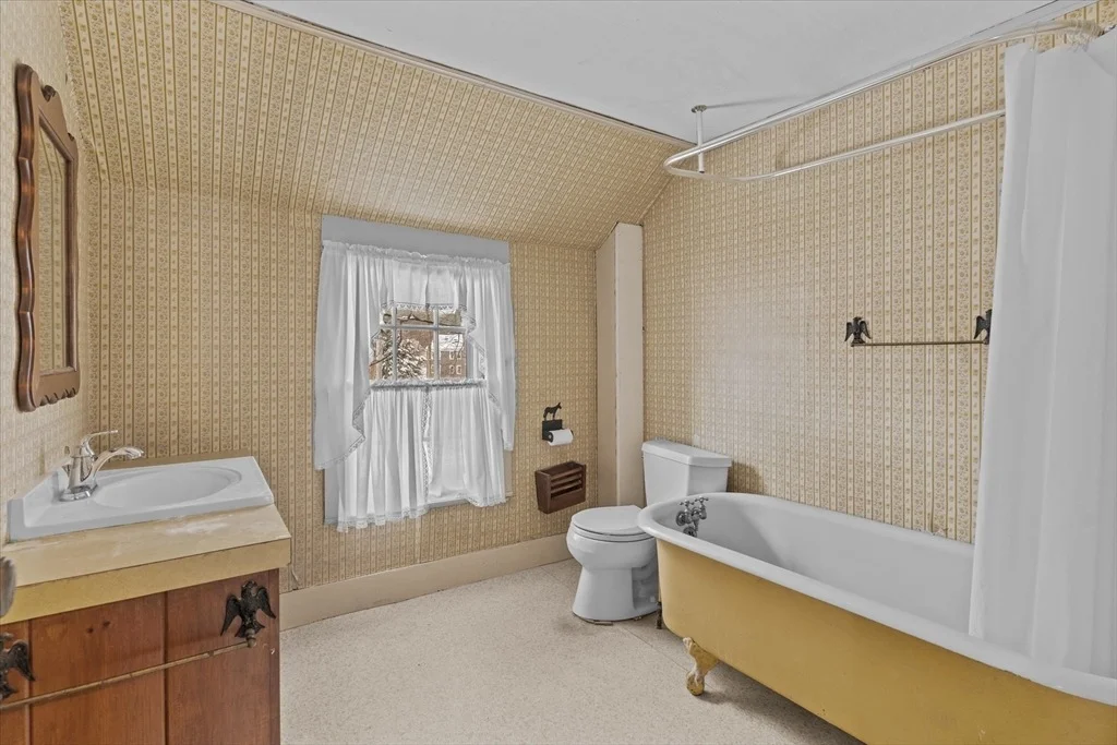 Photo of 146 Elm St