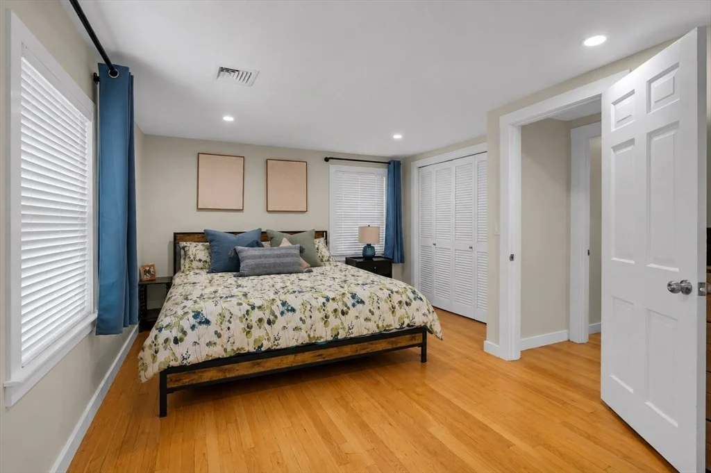 Photo of 103 Newtown Road
