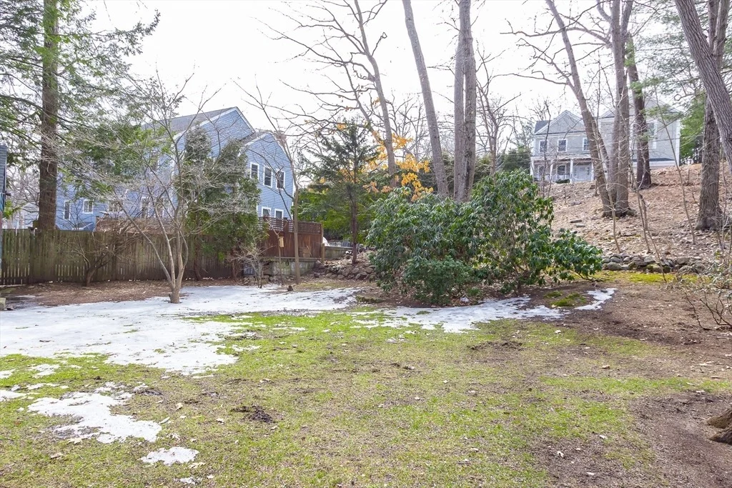 Photo of 663 Greendale Ave