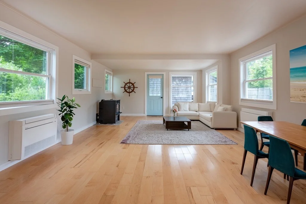 Photo of 8 Hideaway Place
