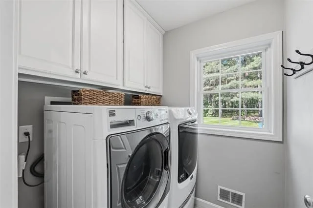 Photo of 7 Ballard Rd