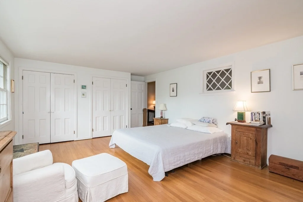 Photo of 52 Ward Ave