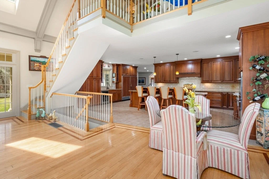 Photo of 80 Loring Road