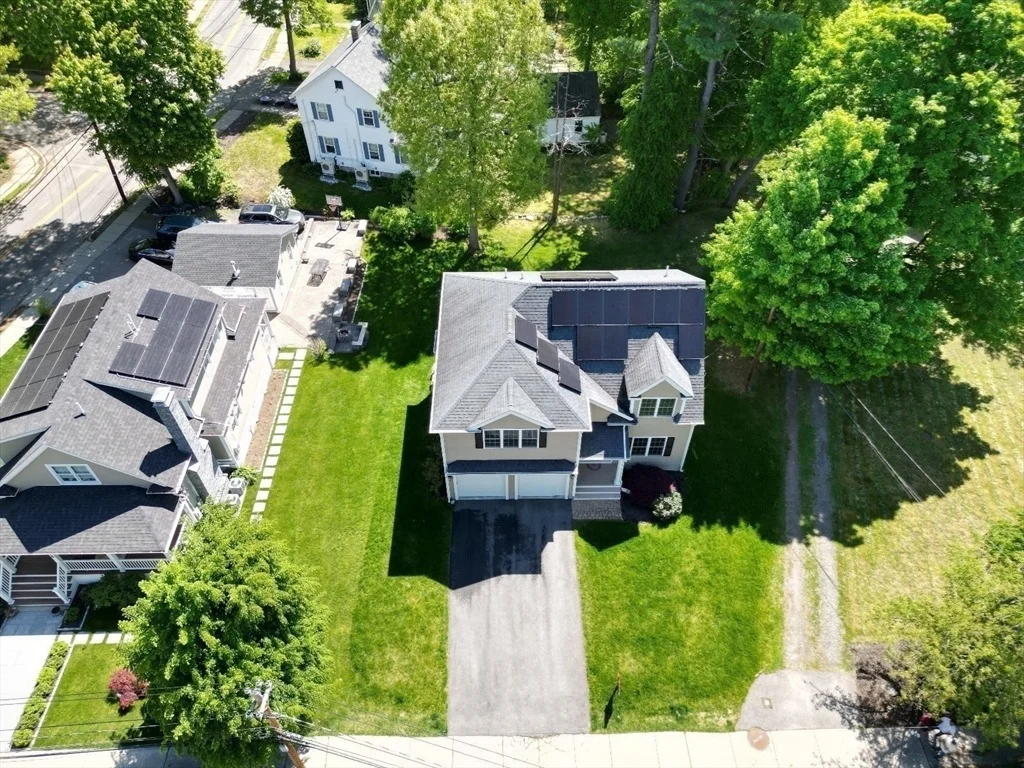 Photo of 129 Dennison Ave