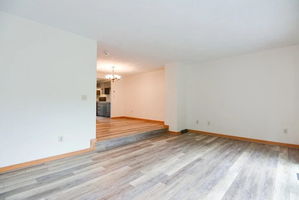 Photo of Unit 106 at 31 Blithewood Avenue