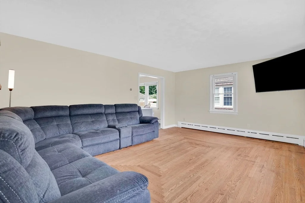 Photo of 53 Ellerton St
