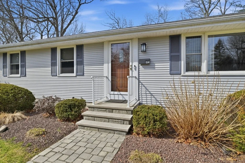 Photo of 64 Brookwood Dr