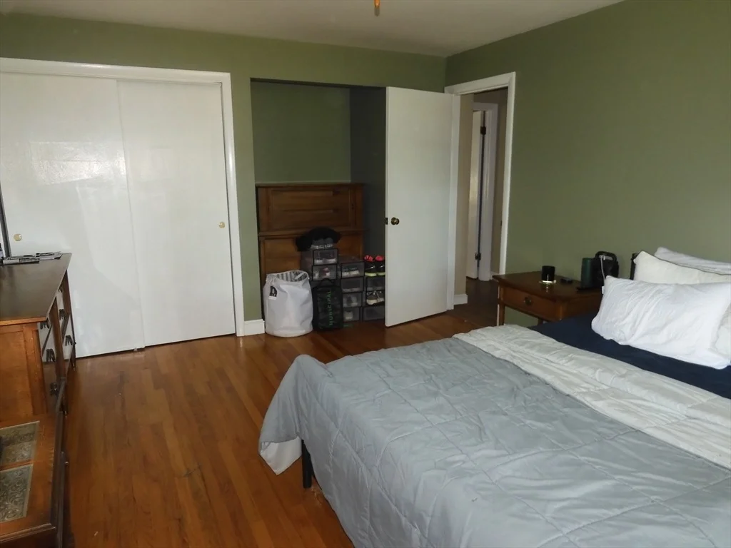 Photo of 8 Glen Forest Lane