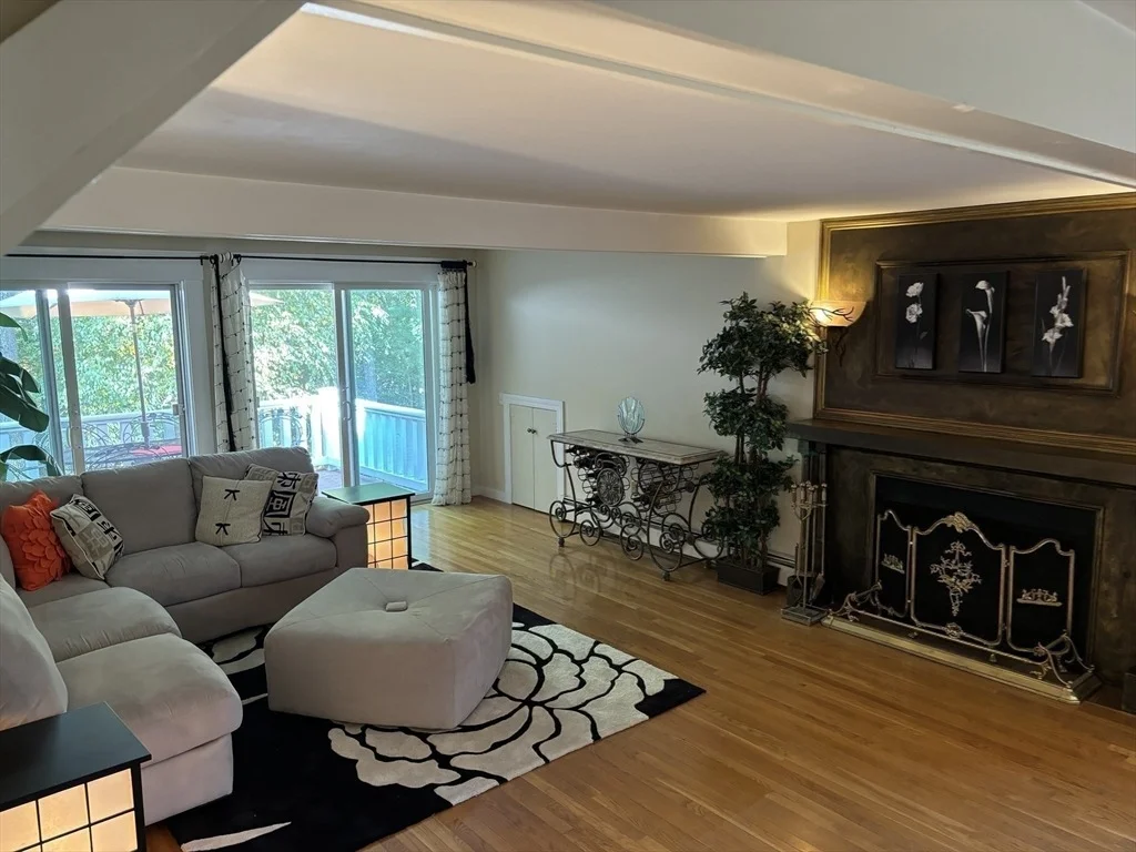 Photo of 7 Tanglewood Rd