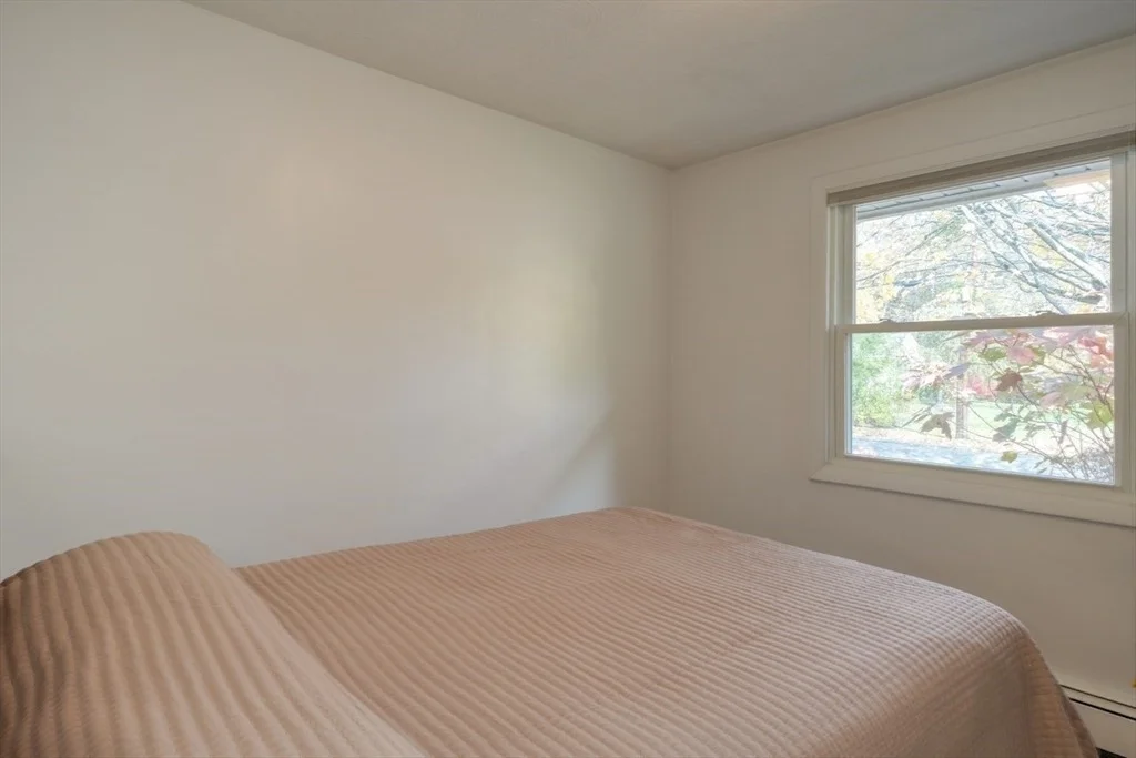 Photo of 36 Ruthellen Rd