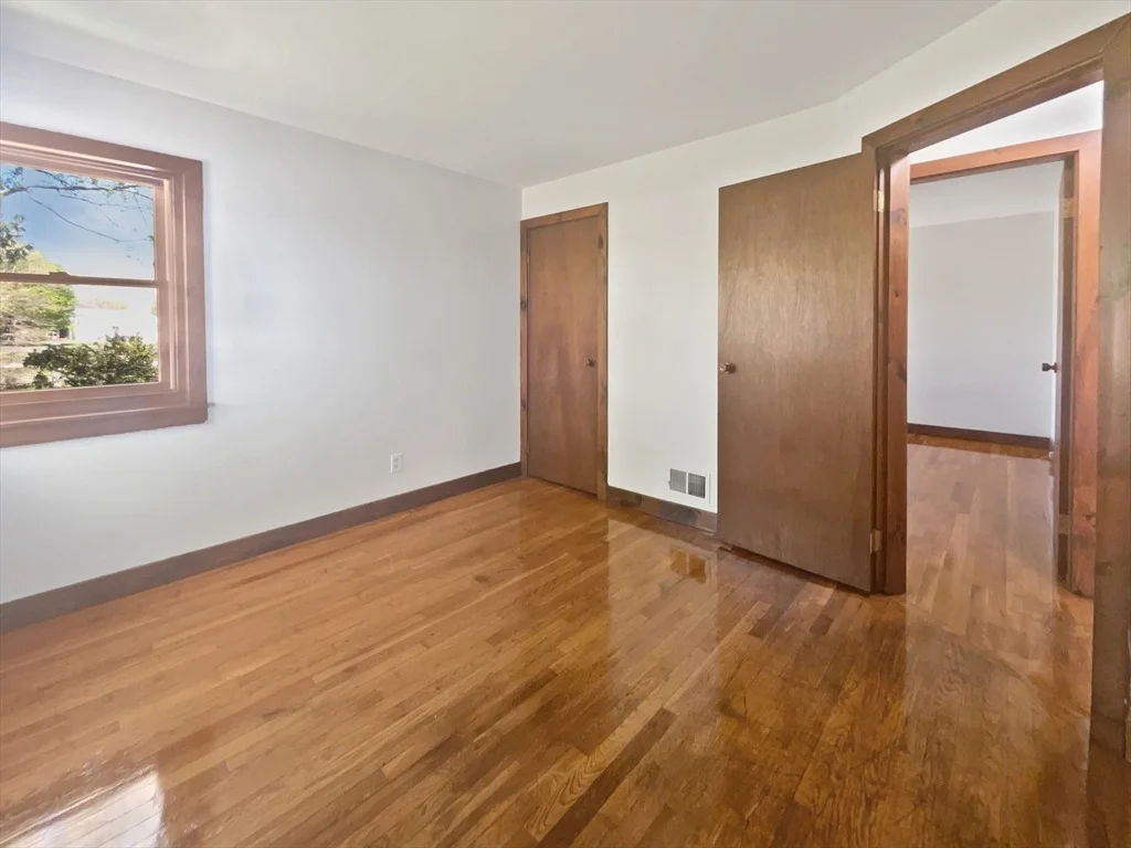 Photo of 45 Mccabe Ave