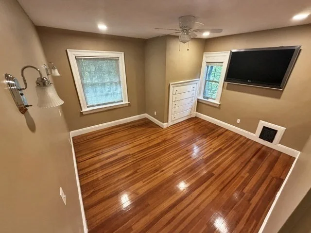 Photo of 230 North Main