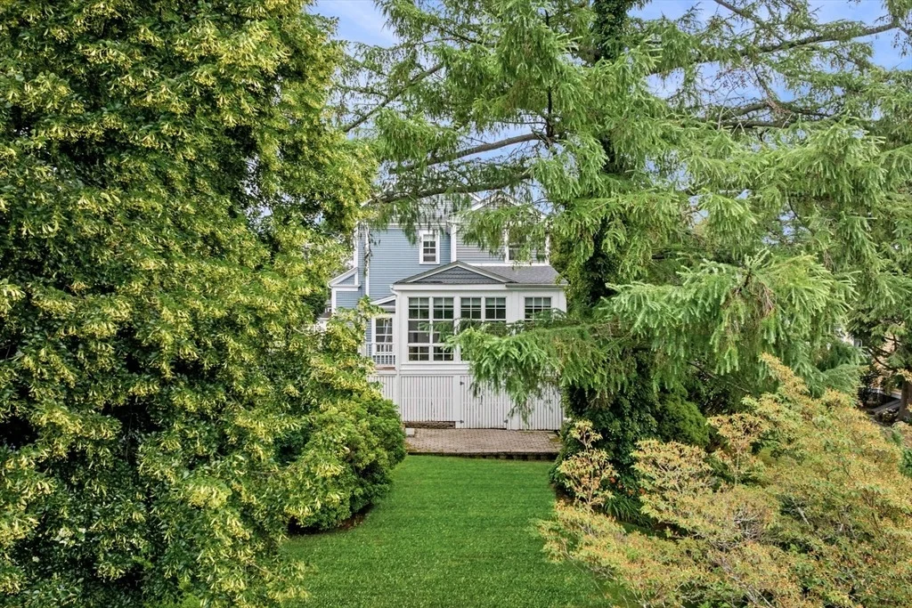 Photo of 114 Elm Street