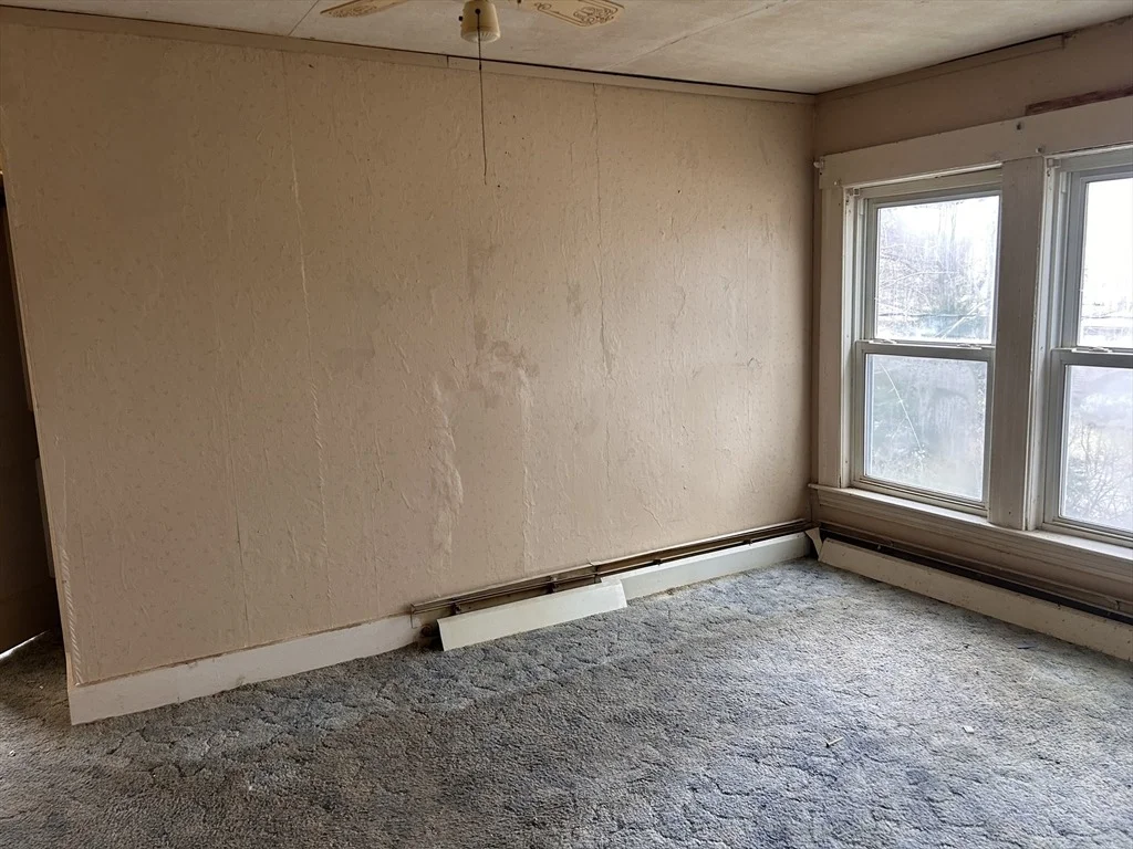 Photo of 10 Conway Dr