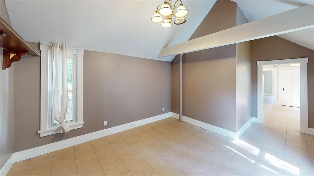 Photo of 10 Jackson Ave.