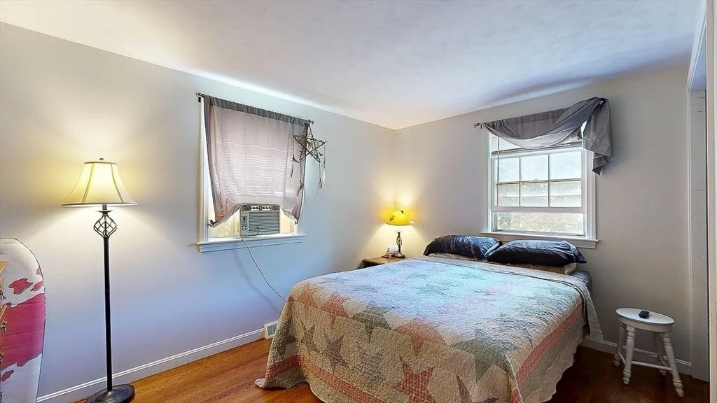 Photo of 4 Stratton Dr