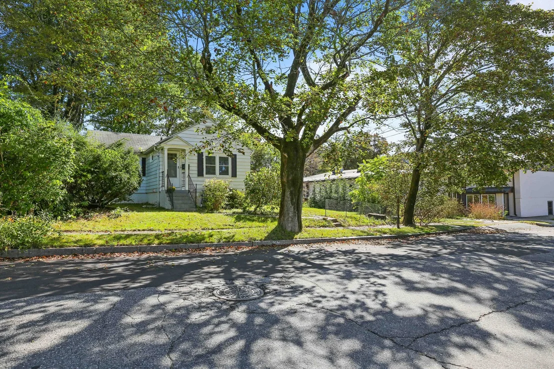 Photo of 4 Pomona Rd