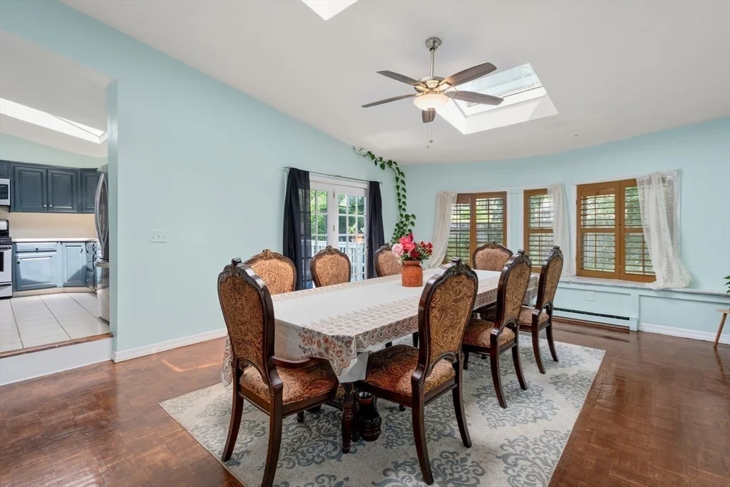 Photo of 423 Tiffany St