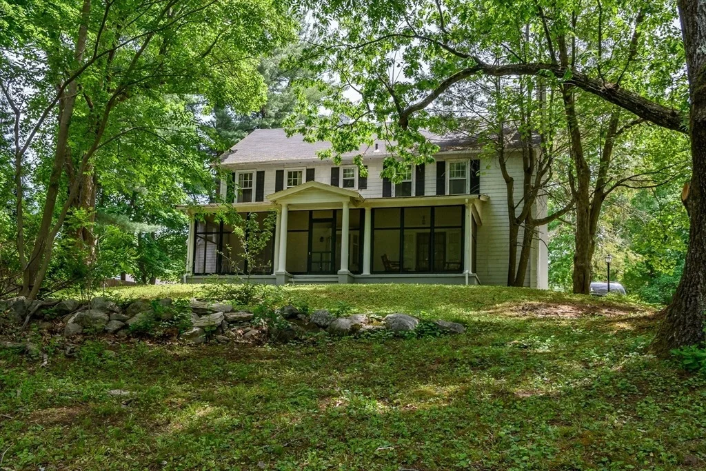 Photo of 355 High St