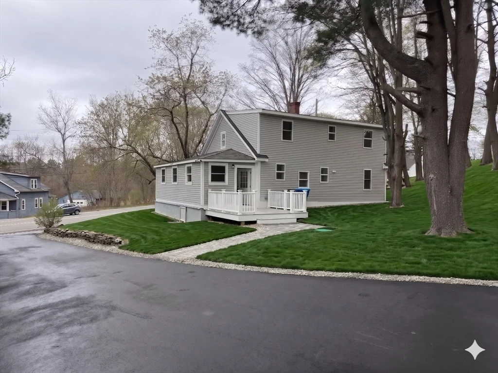 Photo of 98 Elm St
