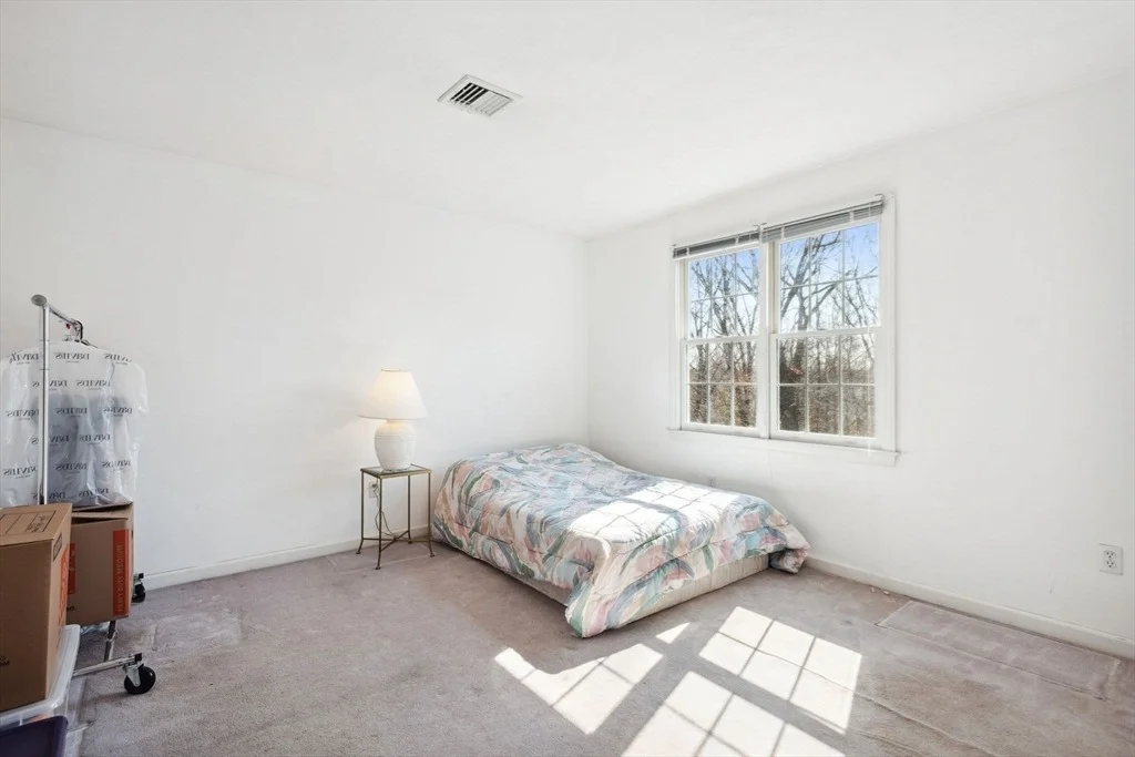 Photo of 100 Omalley Rd