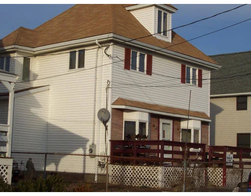 Photo of 37 R St