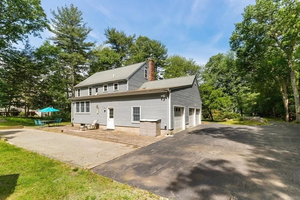 Photo of 83 Willow Ridge Rd