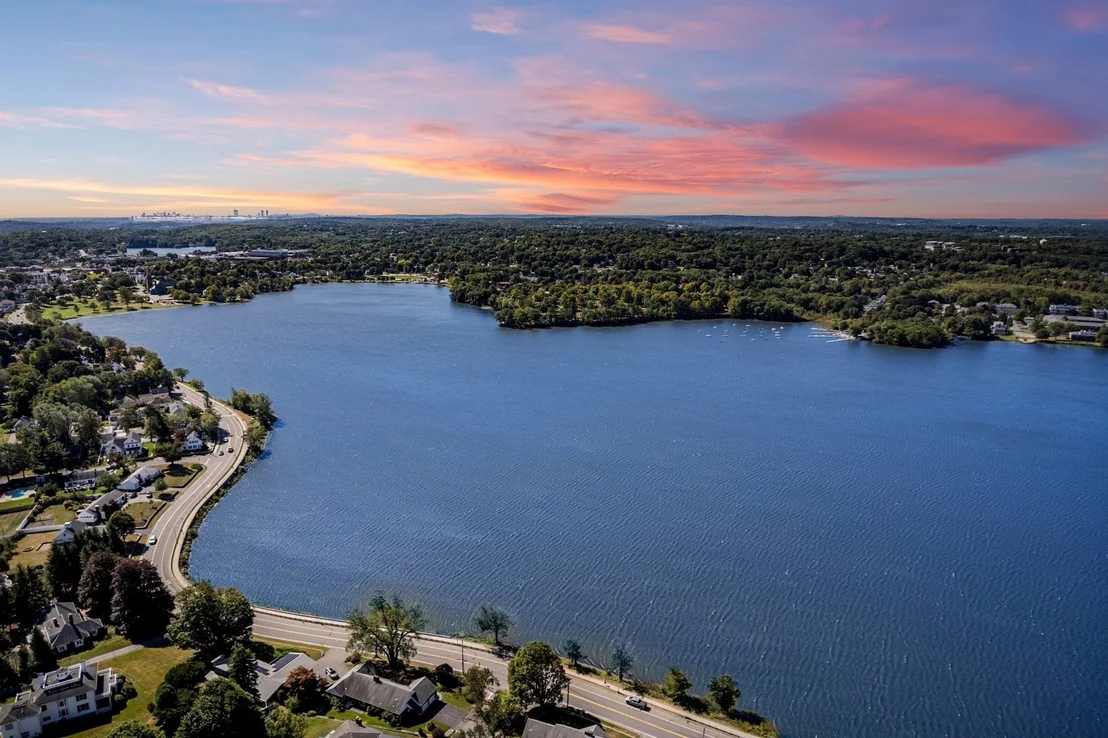 Photo of 39 Robin Rd