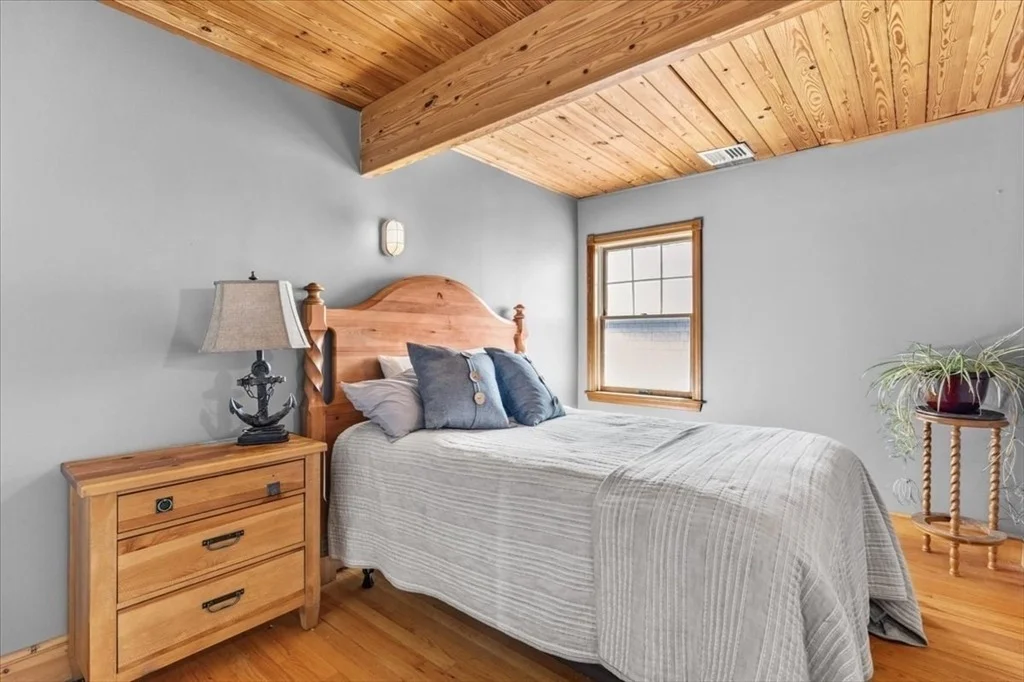 Photo of 10 Nimrod Way
