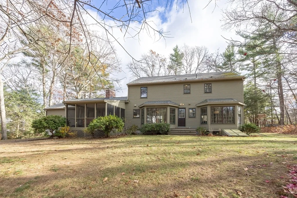 Photo of 11 Garry Dr