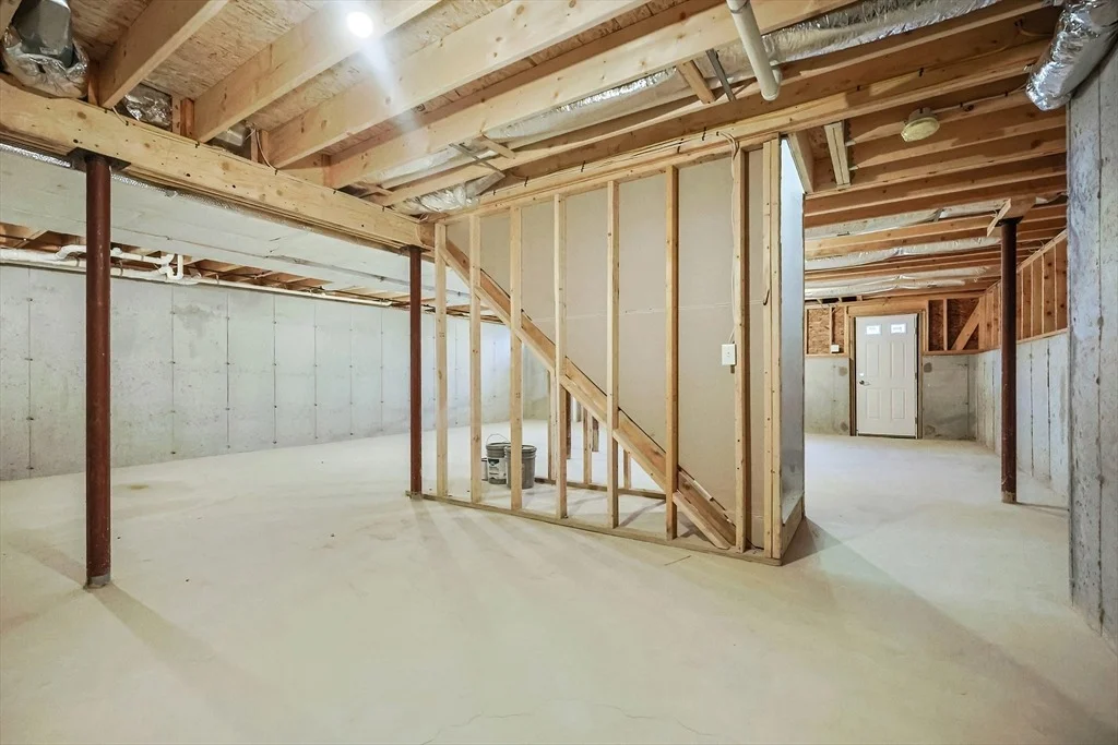 Photo of 19 Oriole Dr