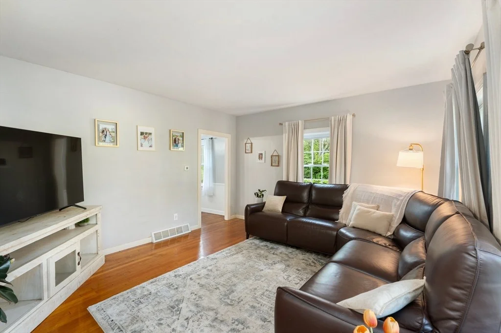 Photo of 20 Battey Ave