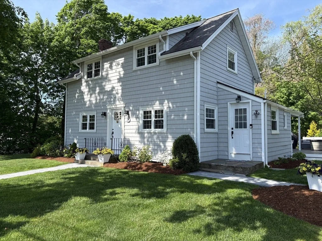 Photo of 15 Hazel Ave