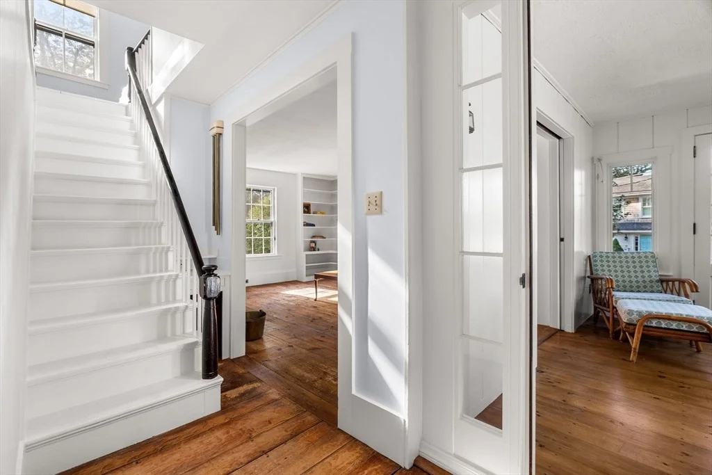 Photo of 486 Main St