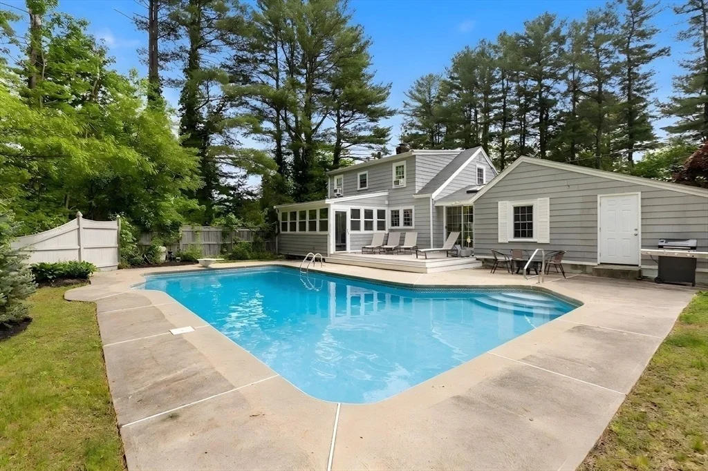 Photo of 10 Forrest Rd
