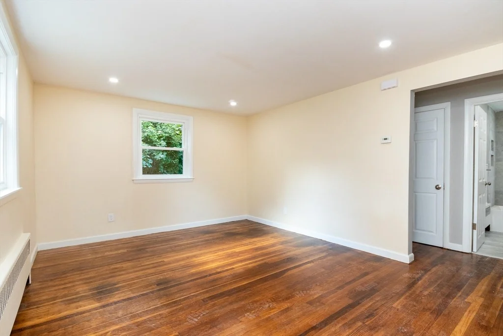 Photo of 4 Highland Cir