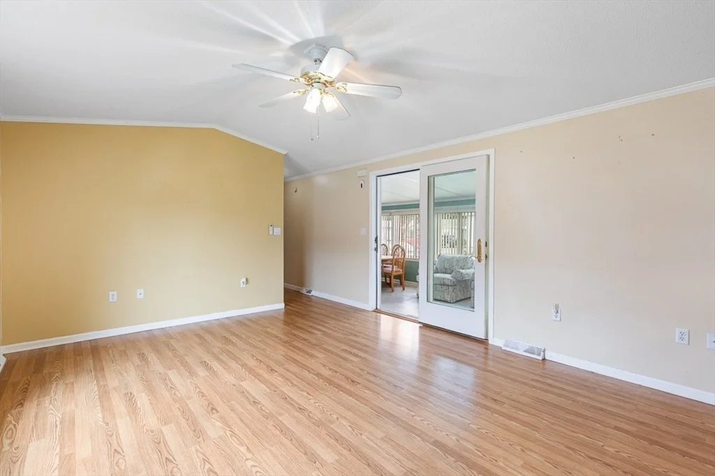 Photo of 7 Robert Rd