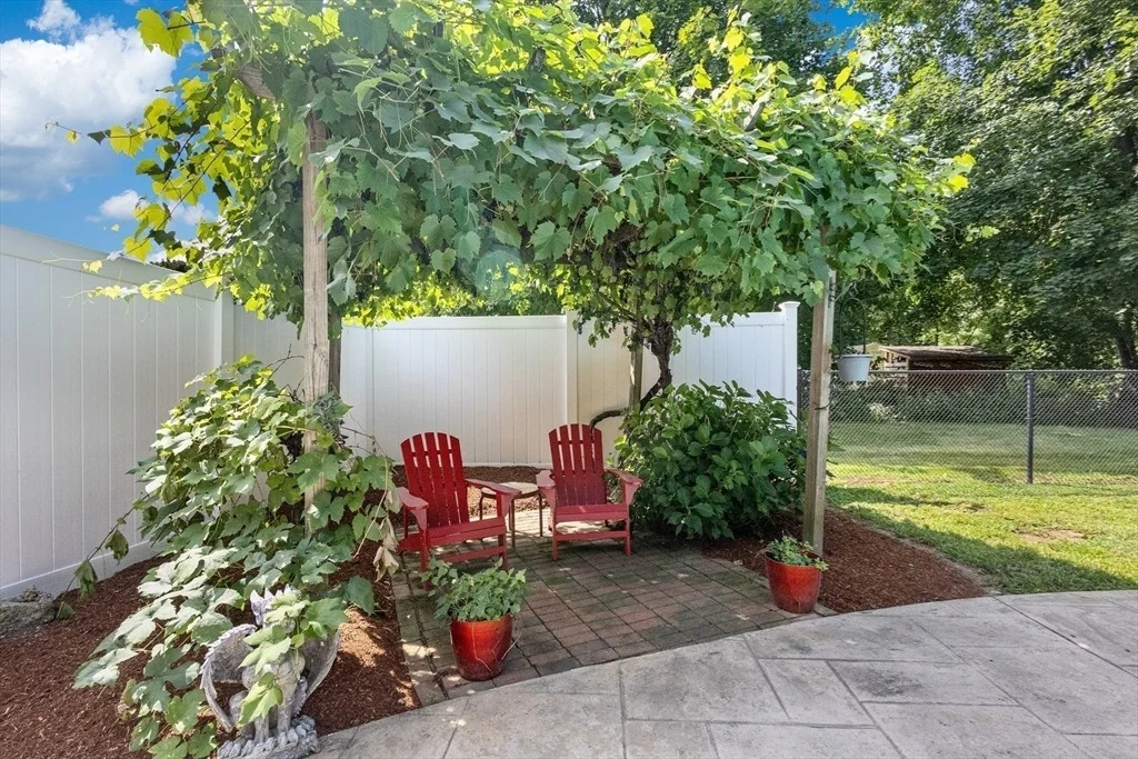 Photo of 27 Bliss Ave