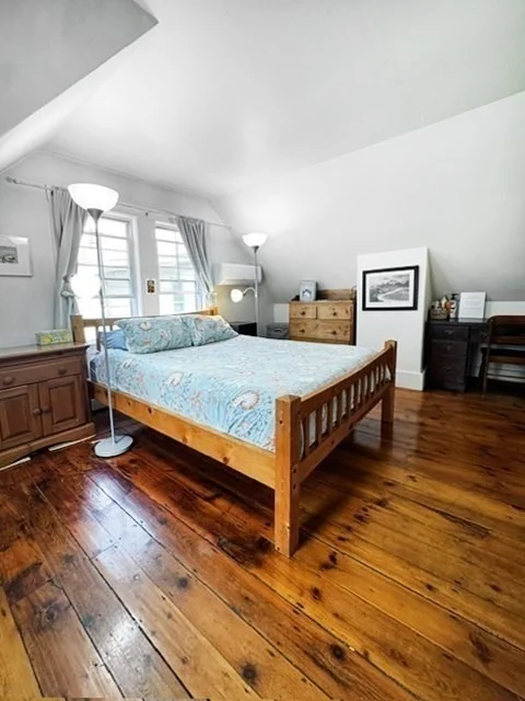 Photo of 8 May Street