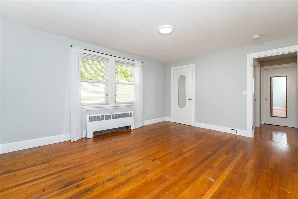 Photo of 306 Paradise Road