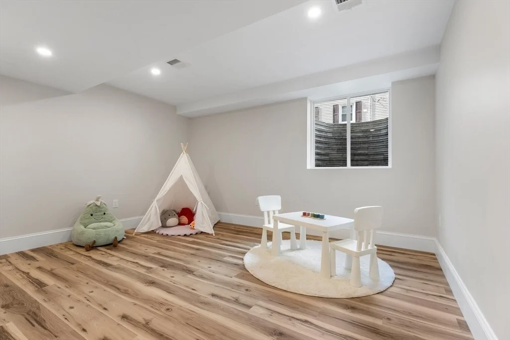 Photo of 5 Cook Road