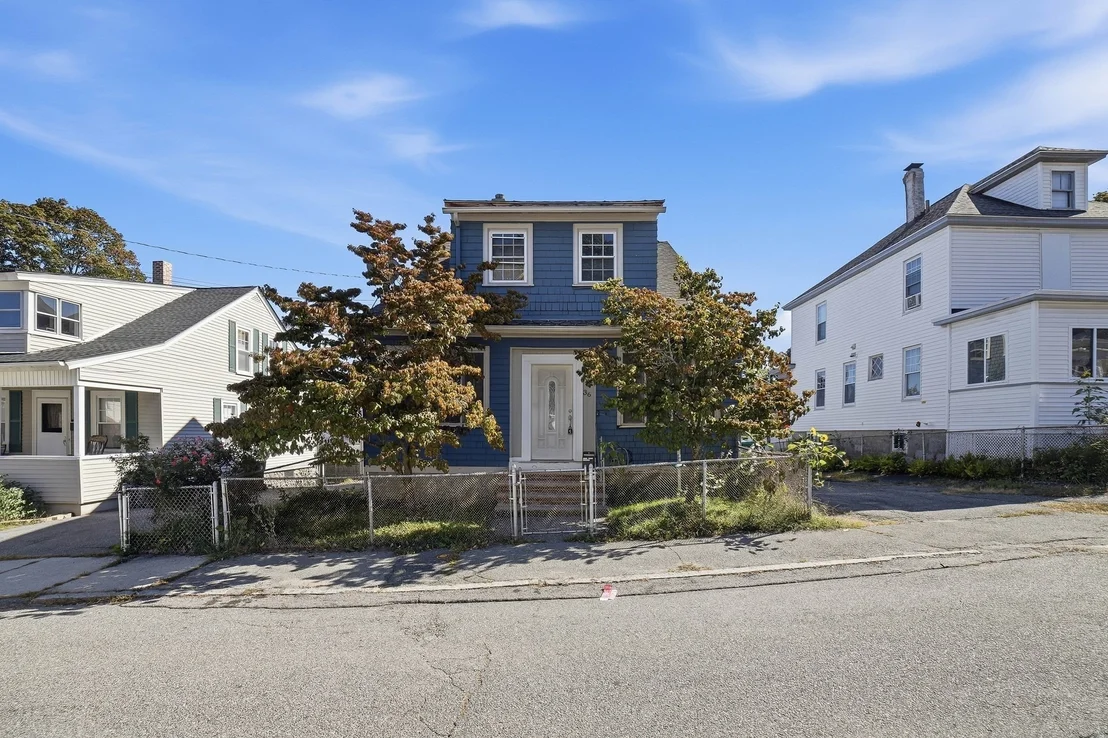 Photo of 36 Putnam Ave