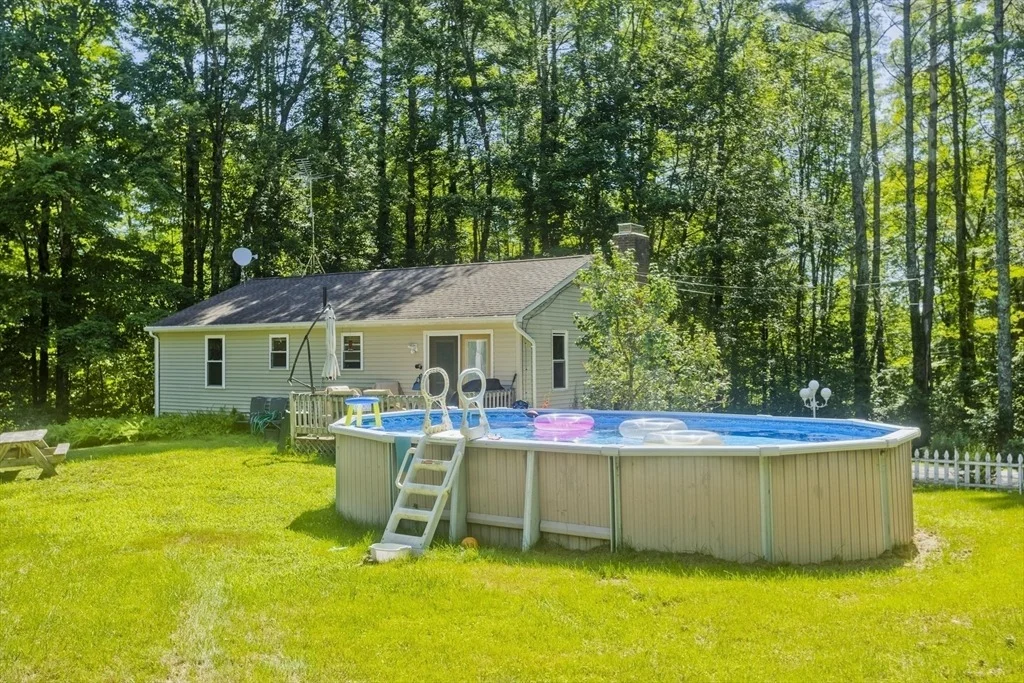 Photo of 288 Fisk Road