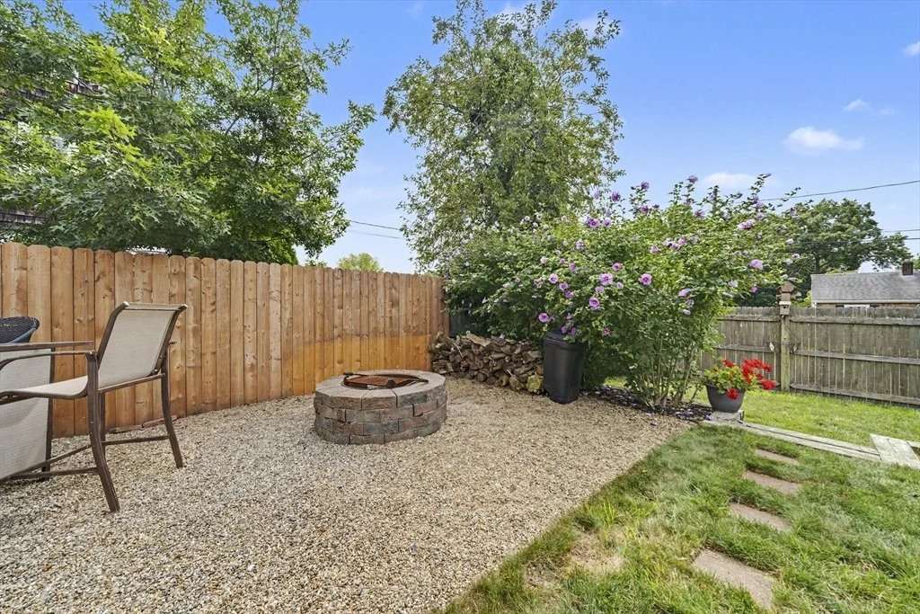 Photo of 78 Doris Dr