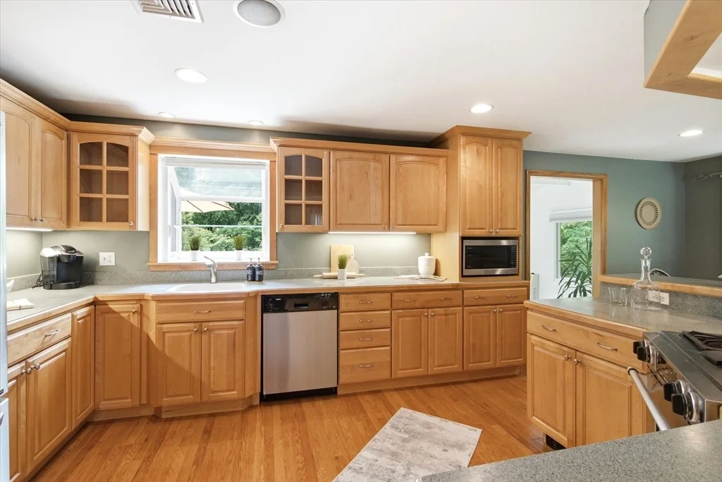 Photo of 18 Stone Dr
